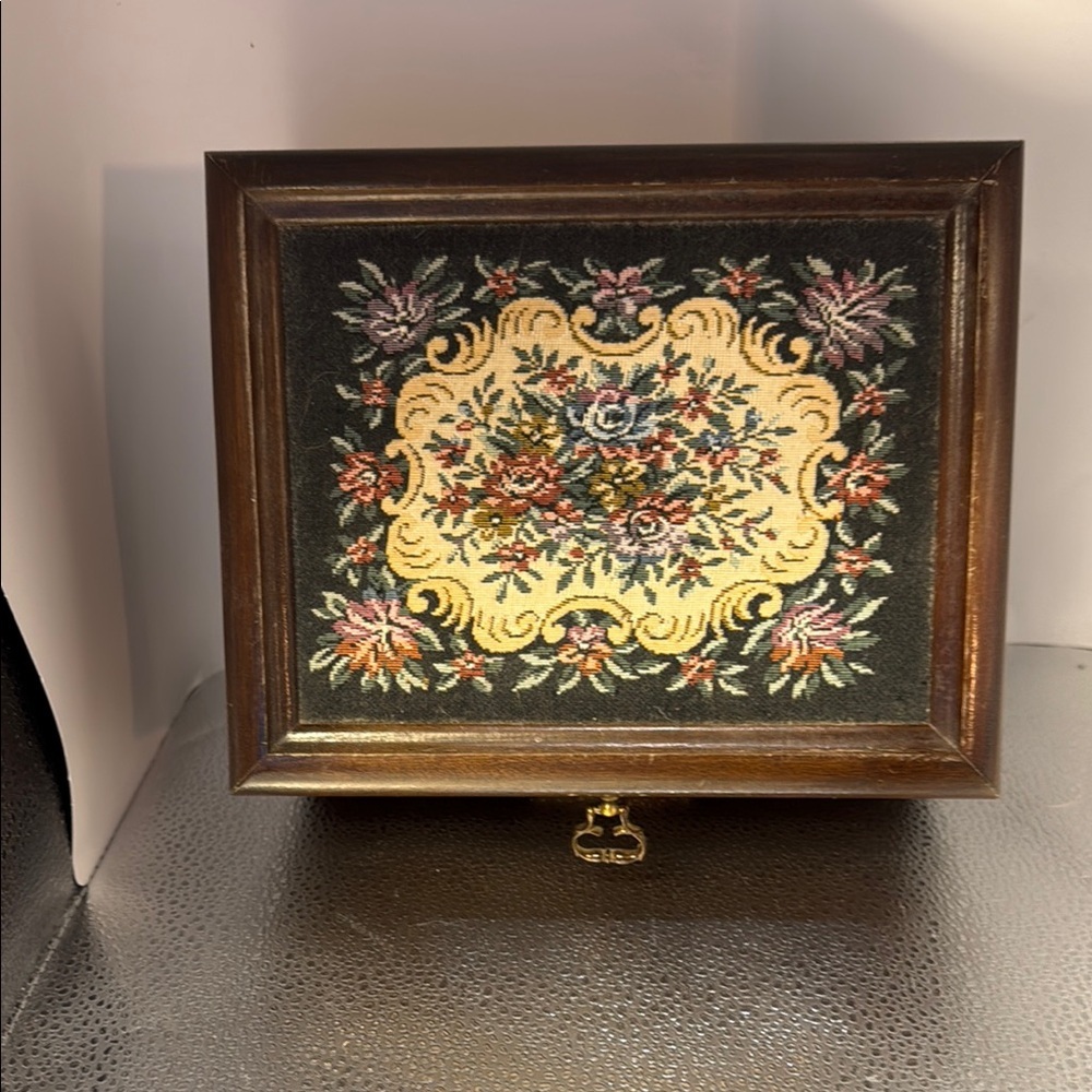 Floral Tapestry Jewelry Box